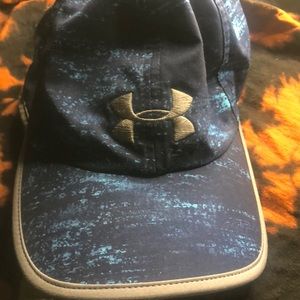 5/30 Blue heather Under Armor men’s hat